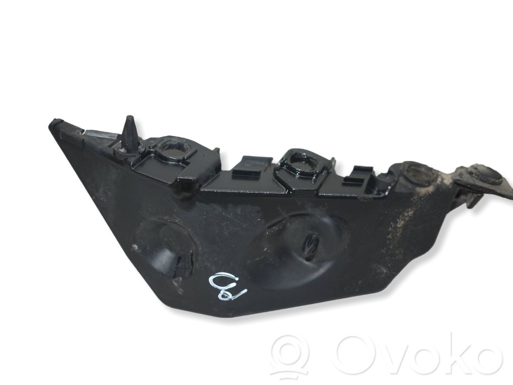 Front bumper mounting bracket   AM5117D958A