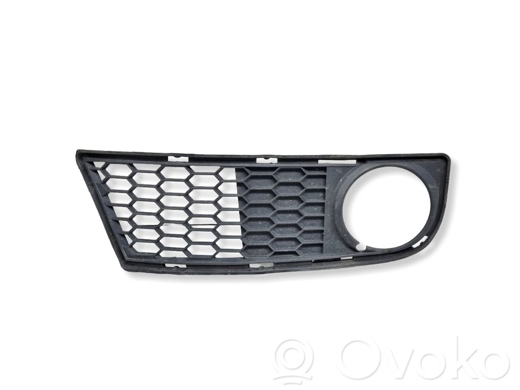 BMW 1 E82 E88 Front bumper lower grill 
