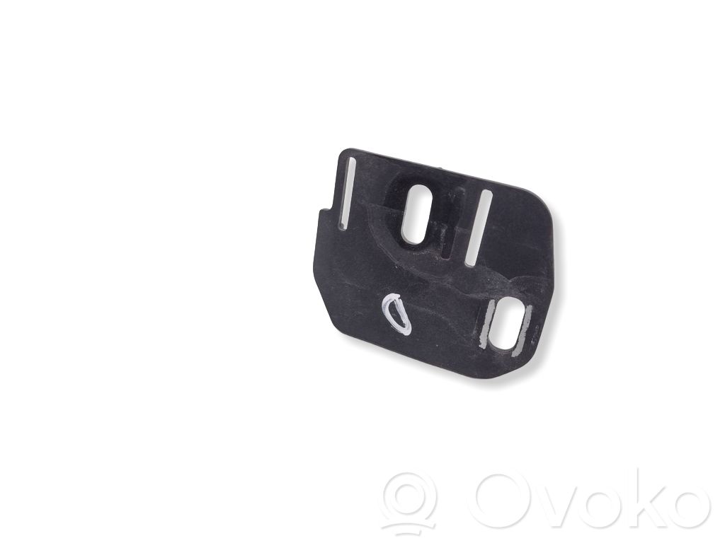 BMW 3 E90 E91 Front bumper mounting bracket 