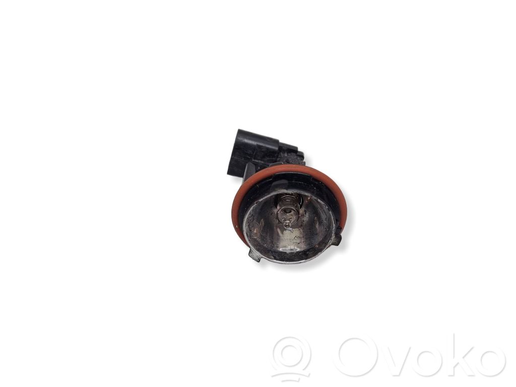 BMW 6 E63 E64 Etuajovalon polttimo 