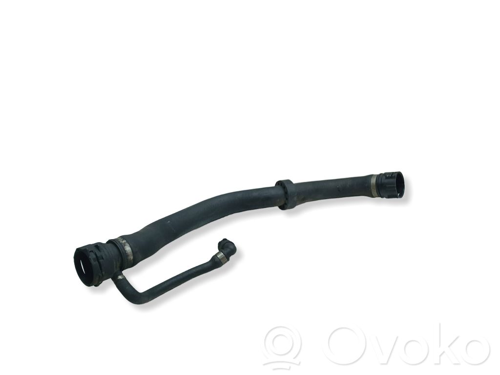 BMW X3 E83 Engine coolant pipe/hose 