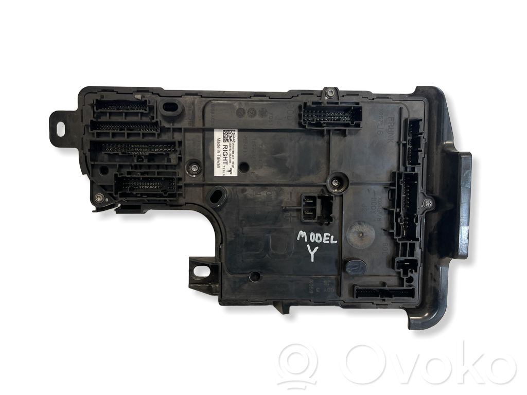 Central body control module   149784800E