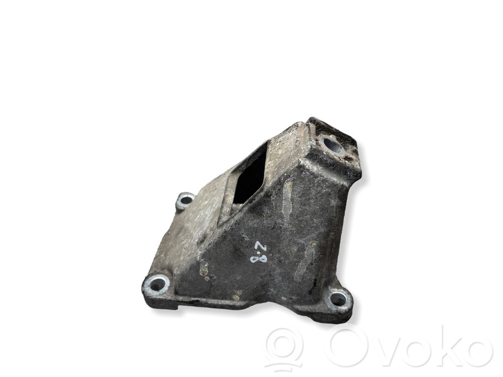 Audi A8 S8 D2 4D Engine mounting bracket 