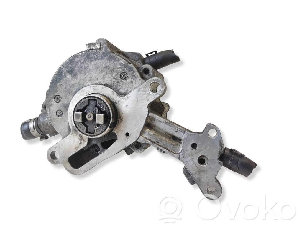 Volkswagen PASSAT B5.5 Alipainepumppu 