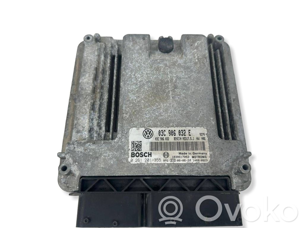 Engine control unit/module   03C906032E,03C906032,0261201355