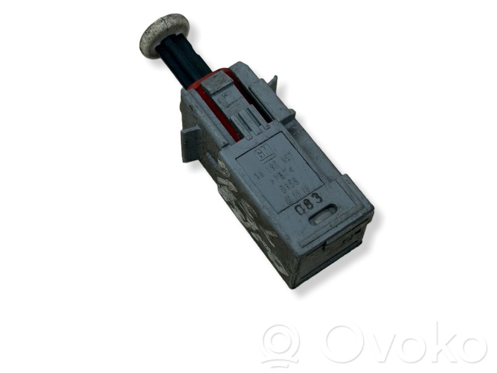 Opel Astra H Clutch pedal sensor 