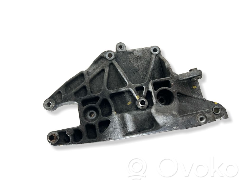 Opel Combo D Generator/alternator bracket 
