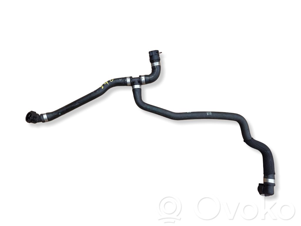 BMW 5 G30 G31 G38 Conductă/furtun lichid de răcire motor 