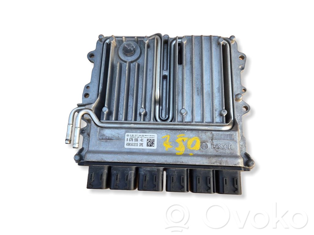 BMW 7 G11 G12 Engine control unit/module 