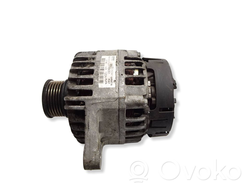 Fiat 500L Ģenerators 