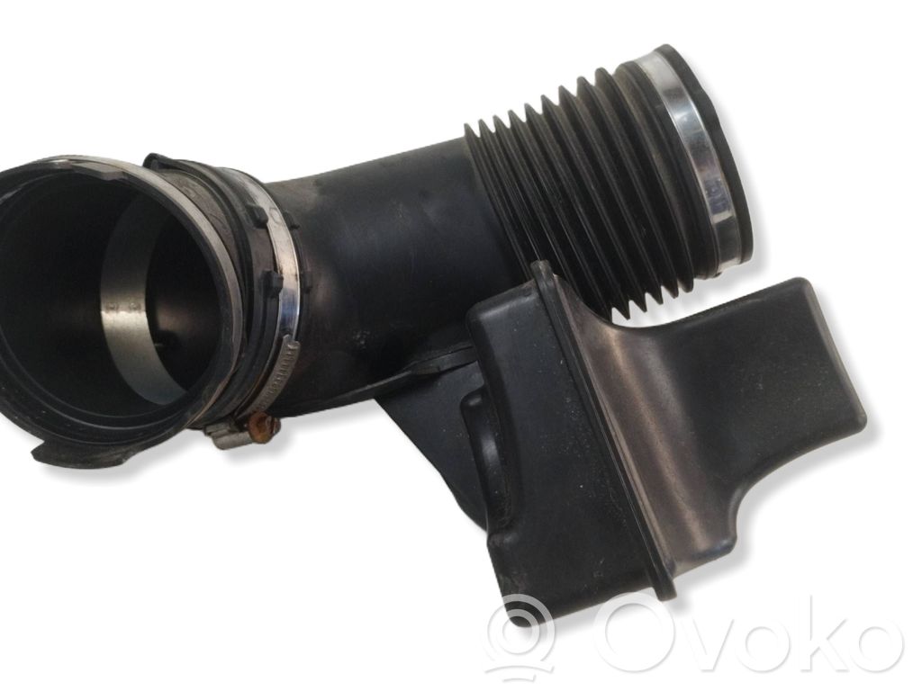 BMW 1 E82 E88 Air intake duct part 