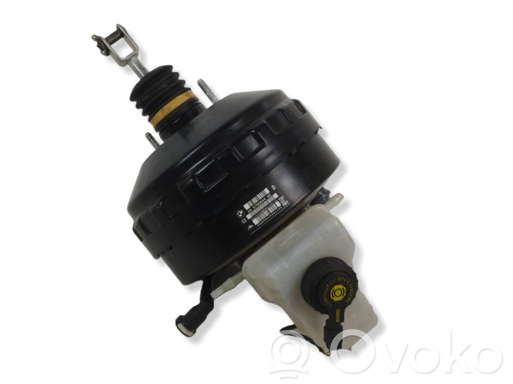 BMW 1 E82 E88 Brake booster 