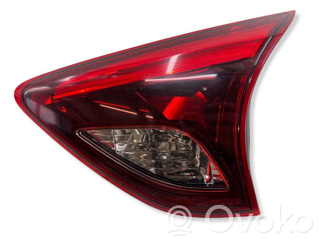 Mazda CX-5 Aizmugurējais lukturis pārsegā 
