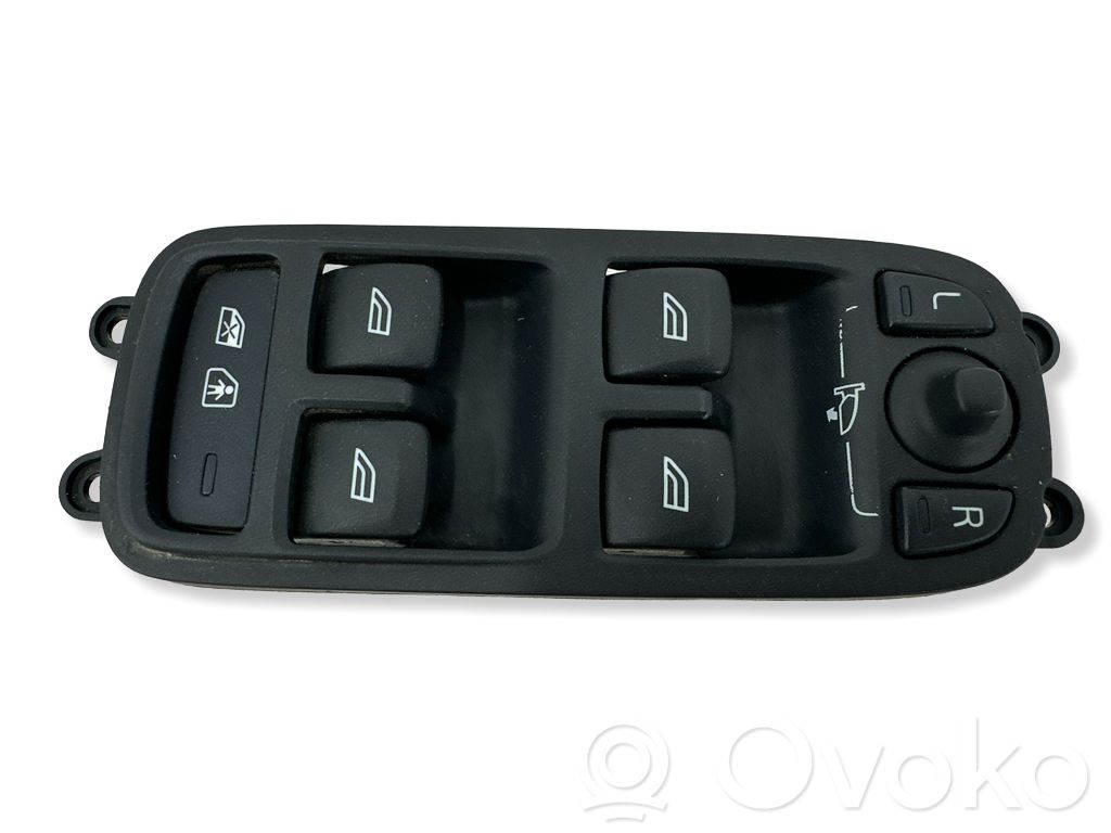 Electric window control switch   31272011,10W361