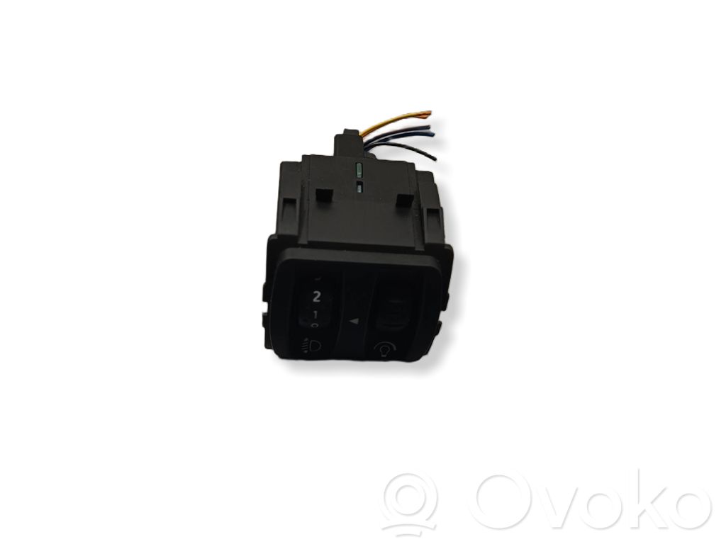 Renault Clio IV Headlight level height control switch 