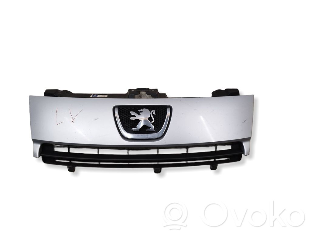 Peugeot Expert Maskownica / Grill / Atrapa górna chłodnicy 