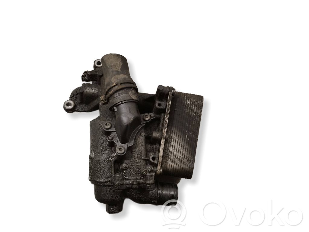 Nissan Qashqai Oil filter mounting bracket 