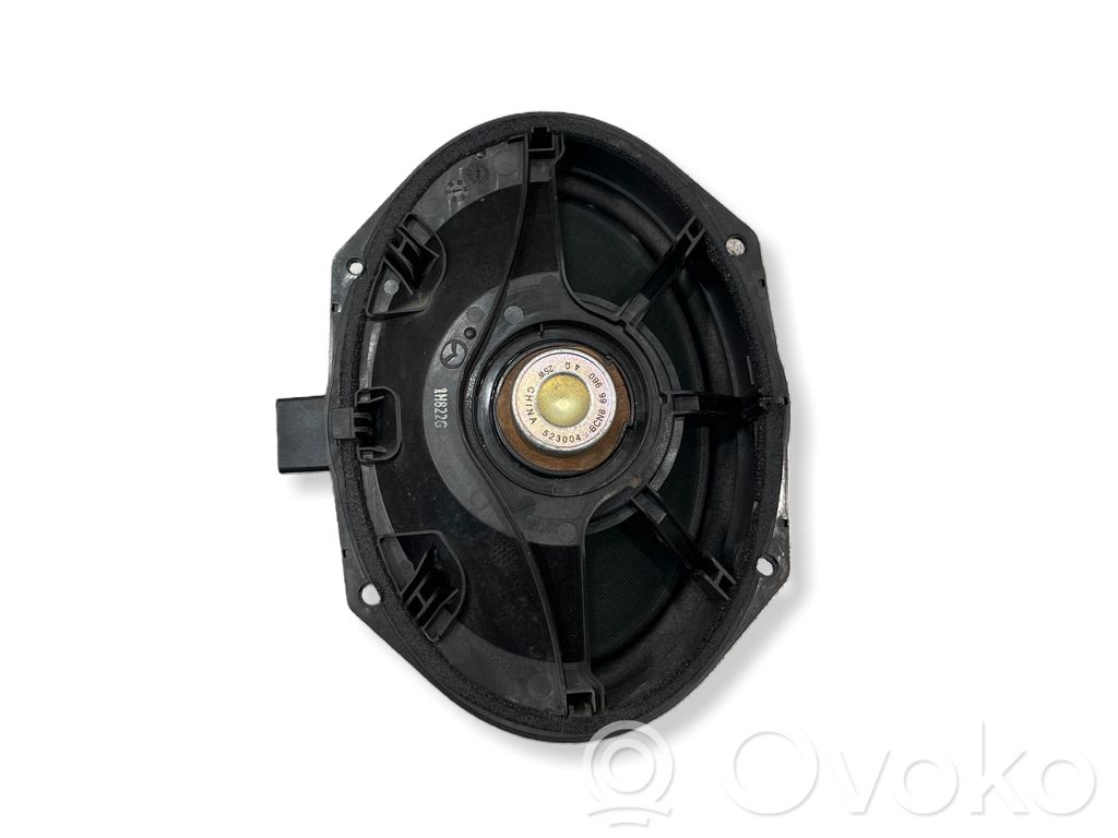 Etuoven kaiutin   523004