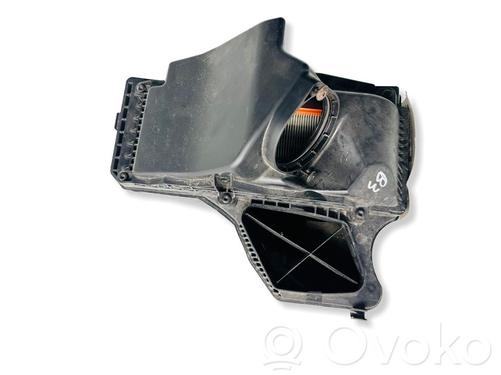 Audi A5 8T 8F Obudowa filtra powietrza 