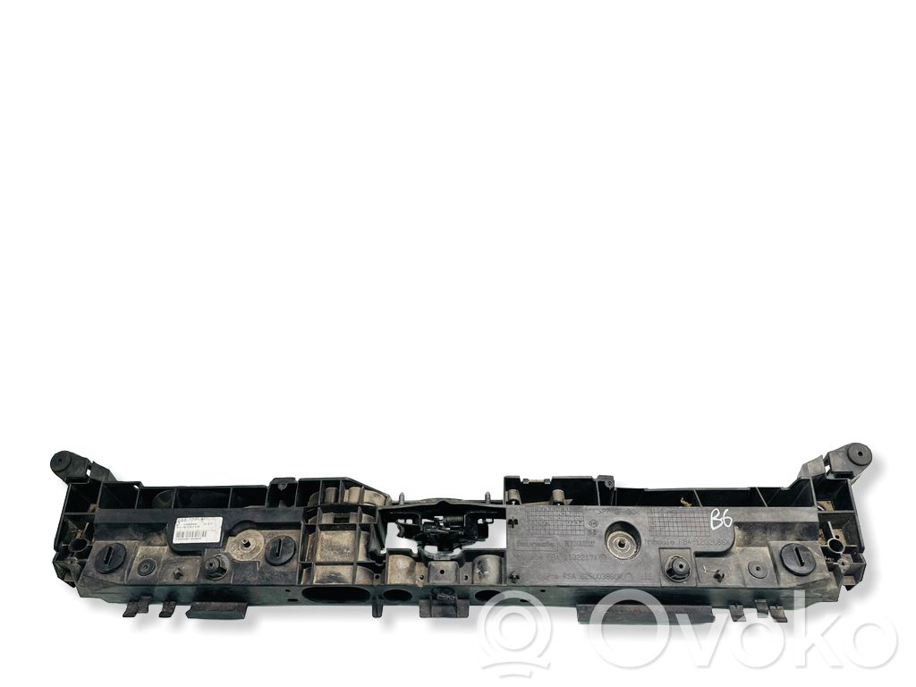 Renault Captur Radiatoru paneļa augšējā daļa (televizors) 