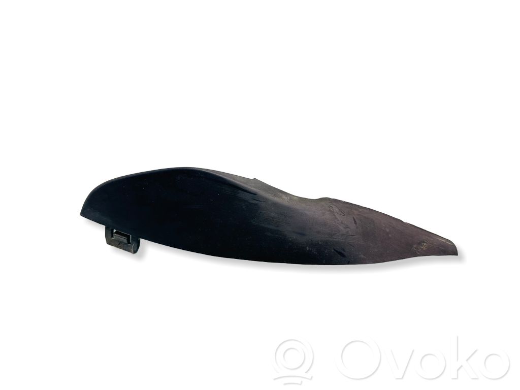 Volvo V70 Windshield trim 