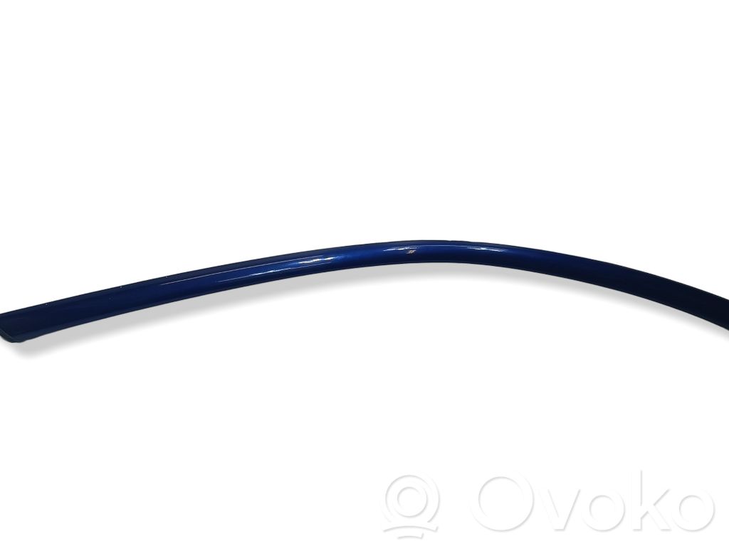 Mitsubishi 3000 GT Windshield trim 