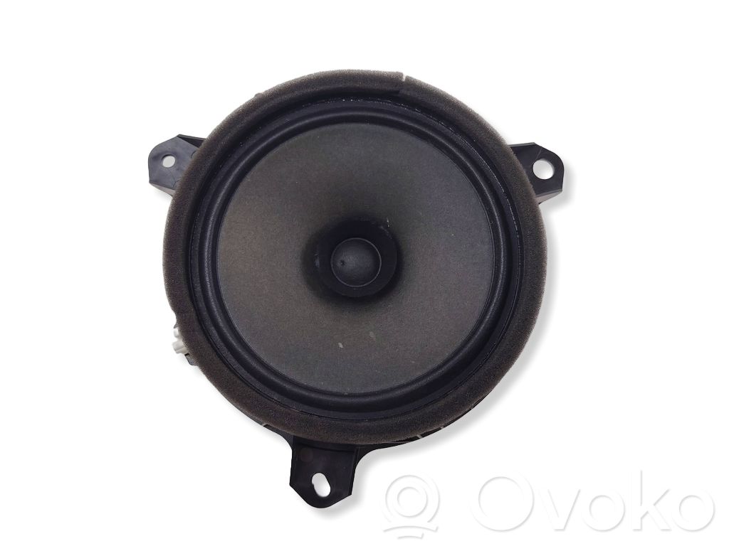 Toyota Corolla E210 E21 Altavoz de la puerta delantera 