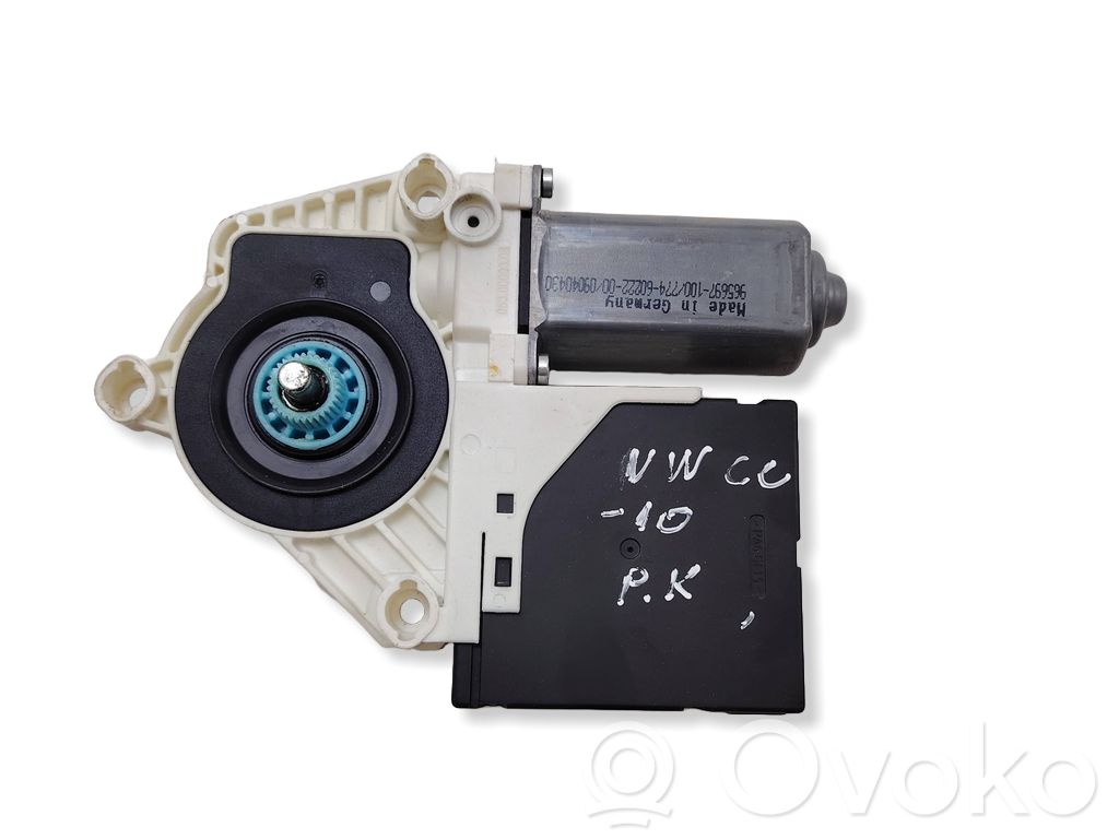 Volkswagen PASSAT CC Silnik regulatora szyby drzwi przednich 
