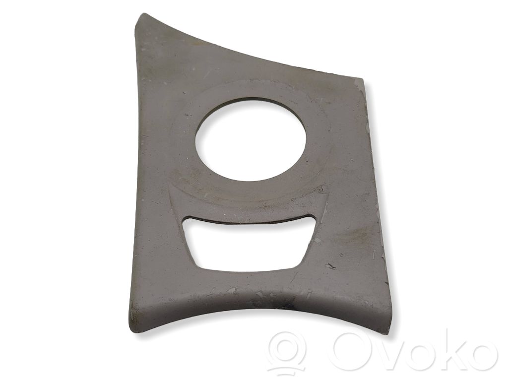 BMW 1 E81 E87 Inny elementy tunelu środkowego 