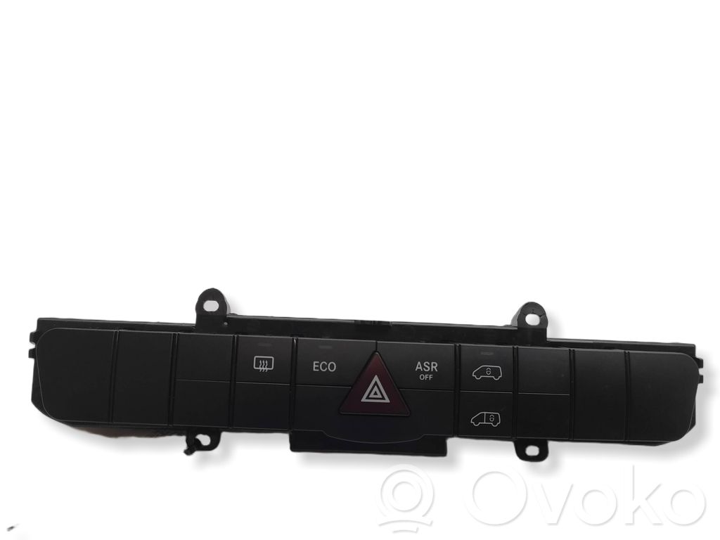 Mercedes-Benz Sprinter W906 Przycisk świateł awaryjnych 