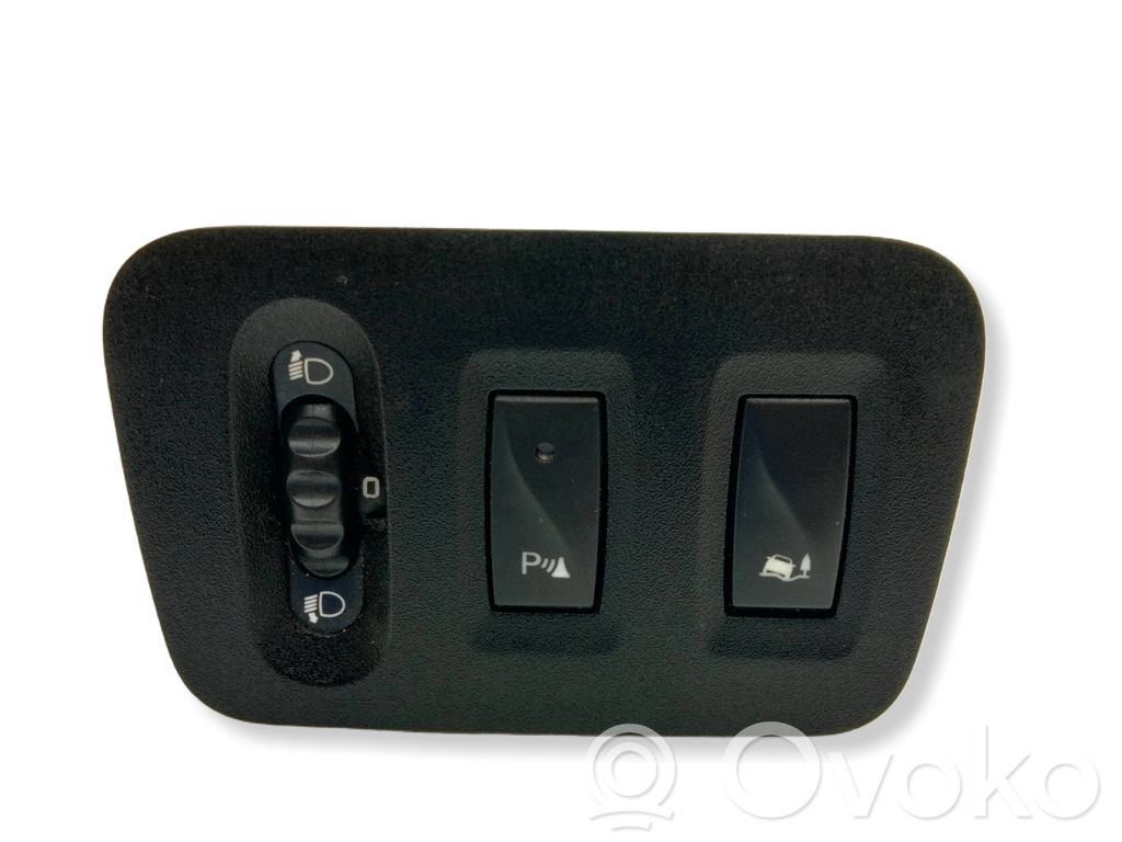 Headlight level height control switch   8200379685,684950001R