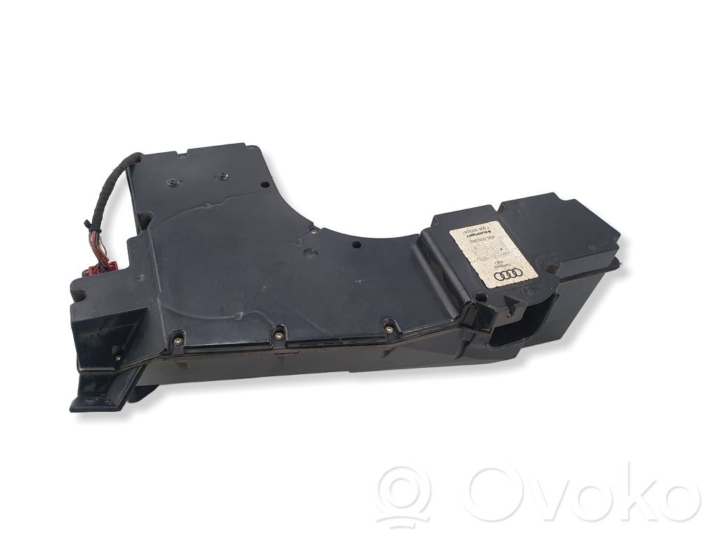 Audi A6 S6 C5 4B Subwoofer 