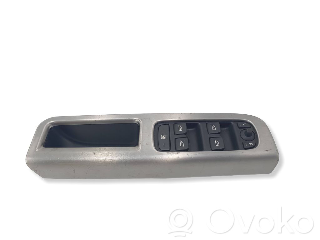Electric window control switch   30795081,03451700