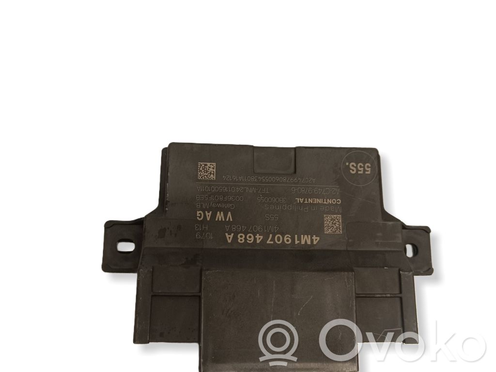 Audi Q7 4M Gateway control module 