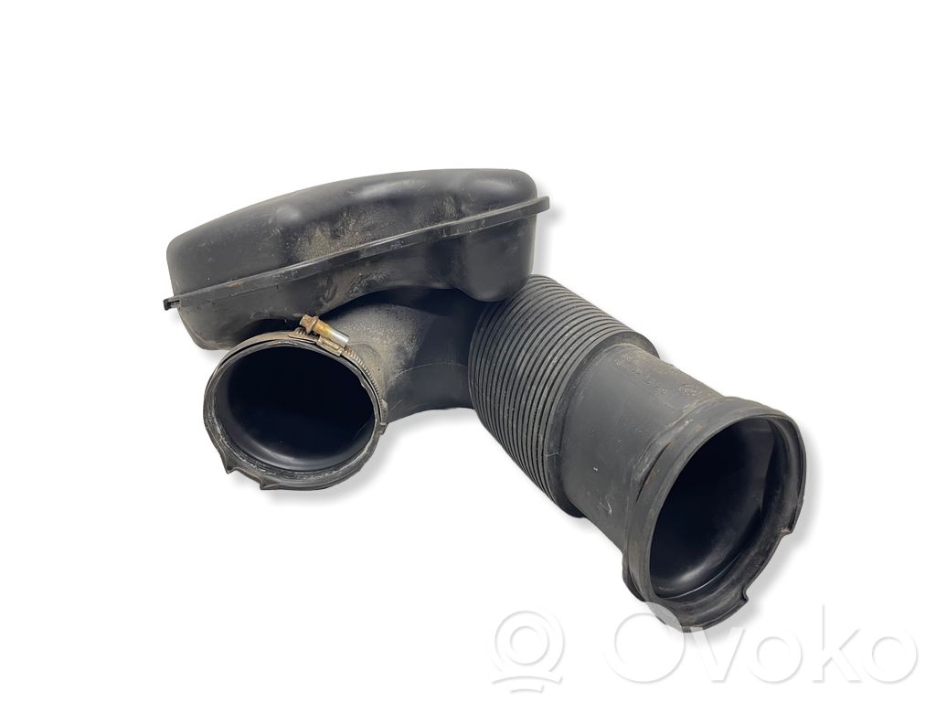 BMW X5 E70 Oro paėmimo kanalo detalė (-ės) 