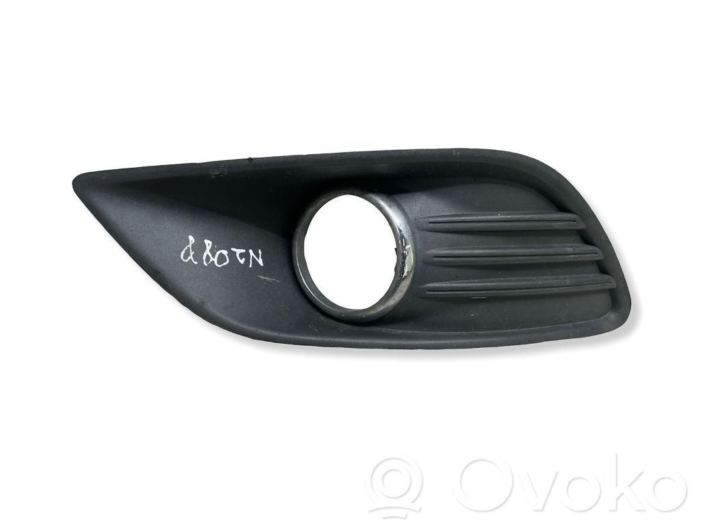 Ford Focus Etusumuvalon ritilä 