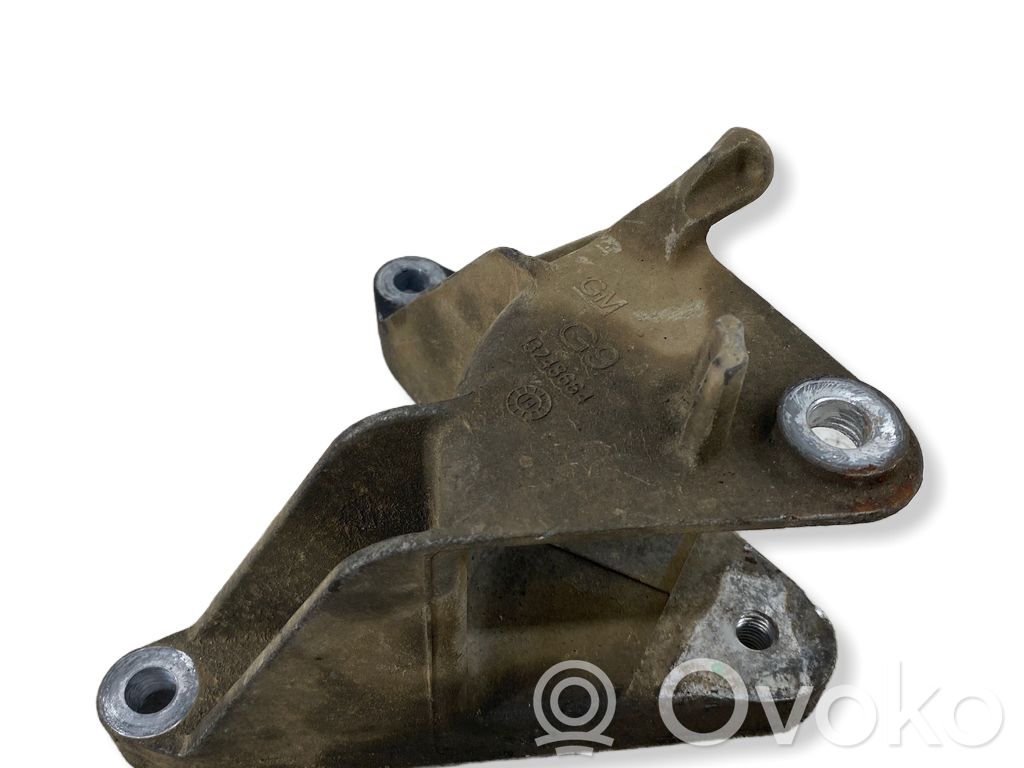 Engine mounting bracket   13248664