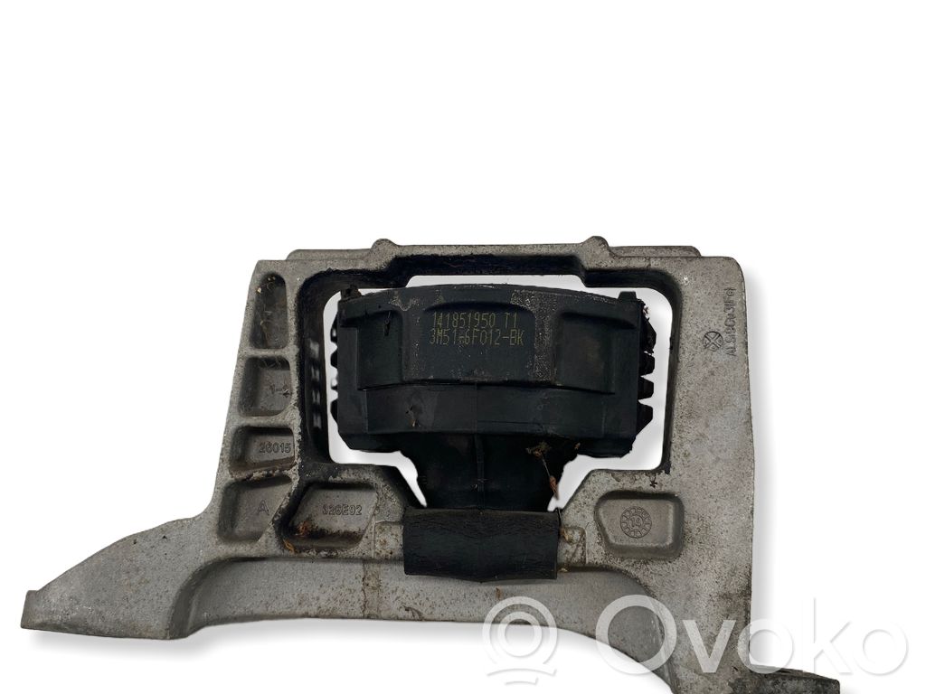 Volvo V40 Cross country Engine mount bracket 
