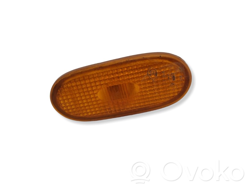 Volkswagen Crafter Semnalizator bară față 