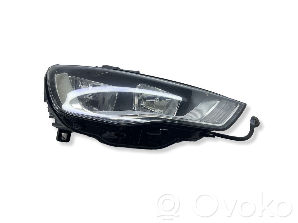 Audi A3 S3 8V Headlight/headlamp 