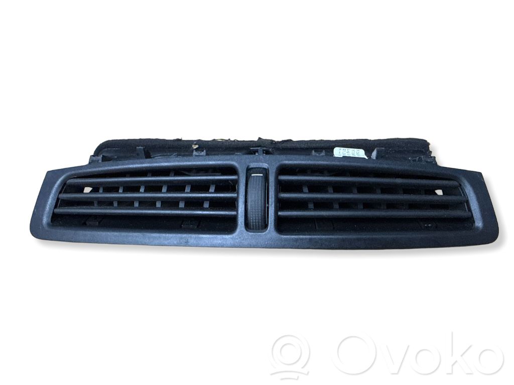 Ford C-MAX II Dysze / Kratki środkowego nawiewu deski rozdzielczej 