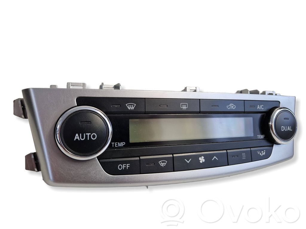 Toyota Auris E180 Climate control unit 