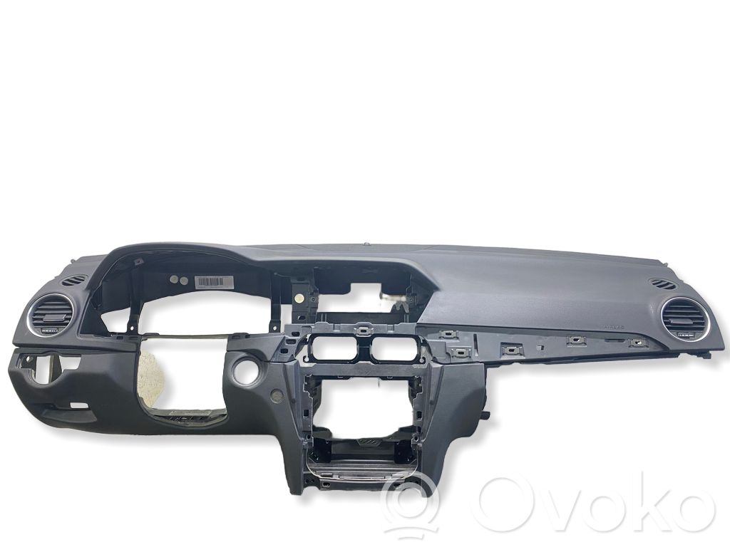 Mercedes-Benz C W204 Panel de instrumentos 