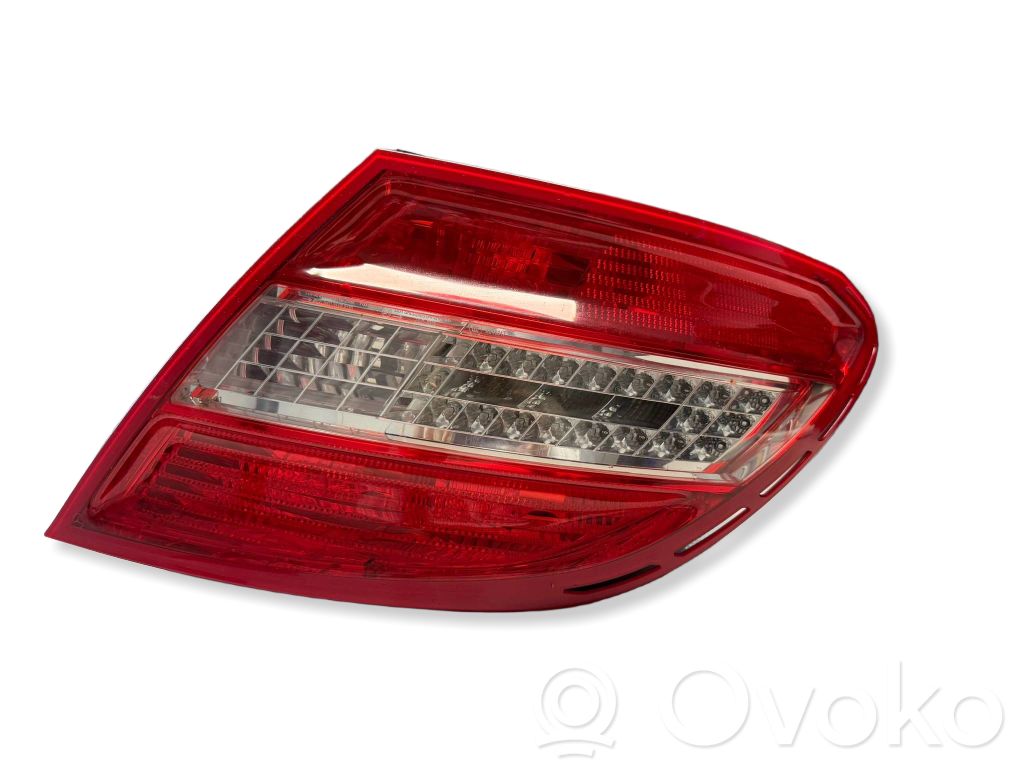 Mercedes-Benz C W204 Lampa tylna 
