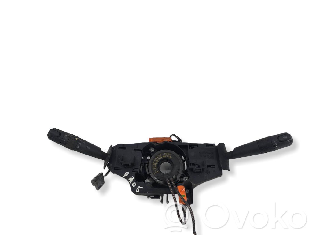 Peugeot 406 Interruptor/palanca de limpiador de luz de giro 