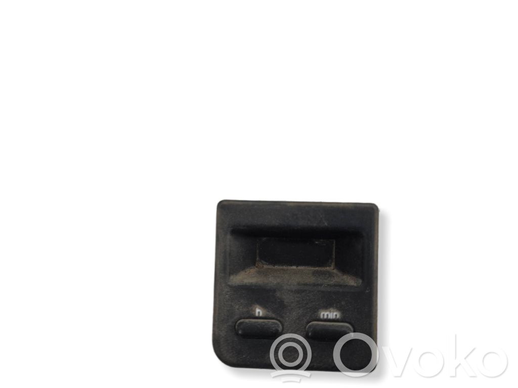 Laikrodis   87BB15000