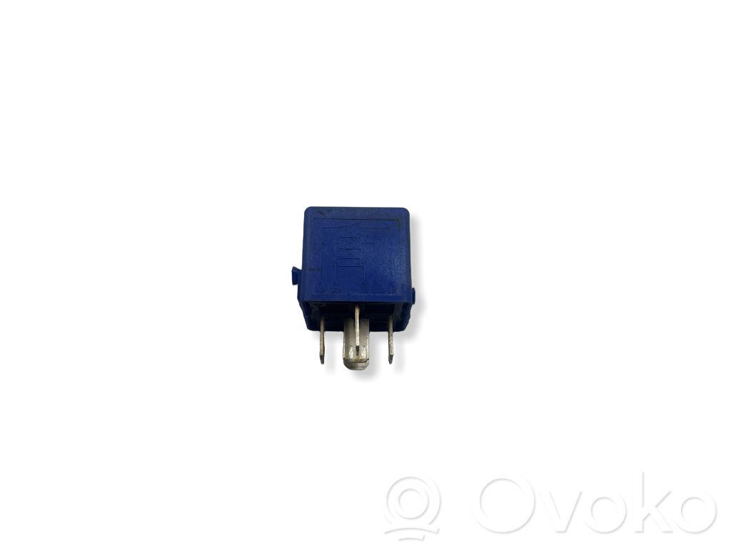 Other relay   8364582