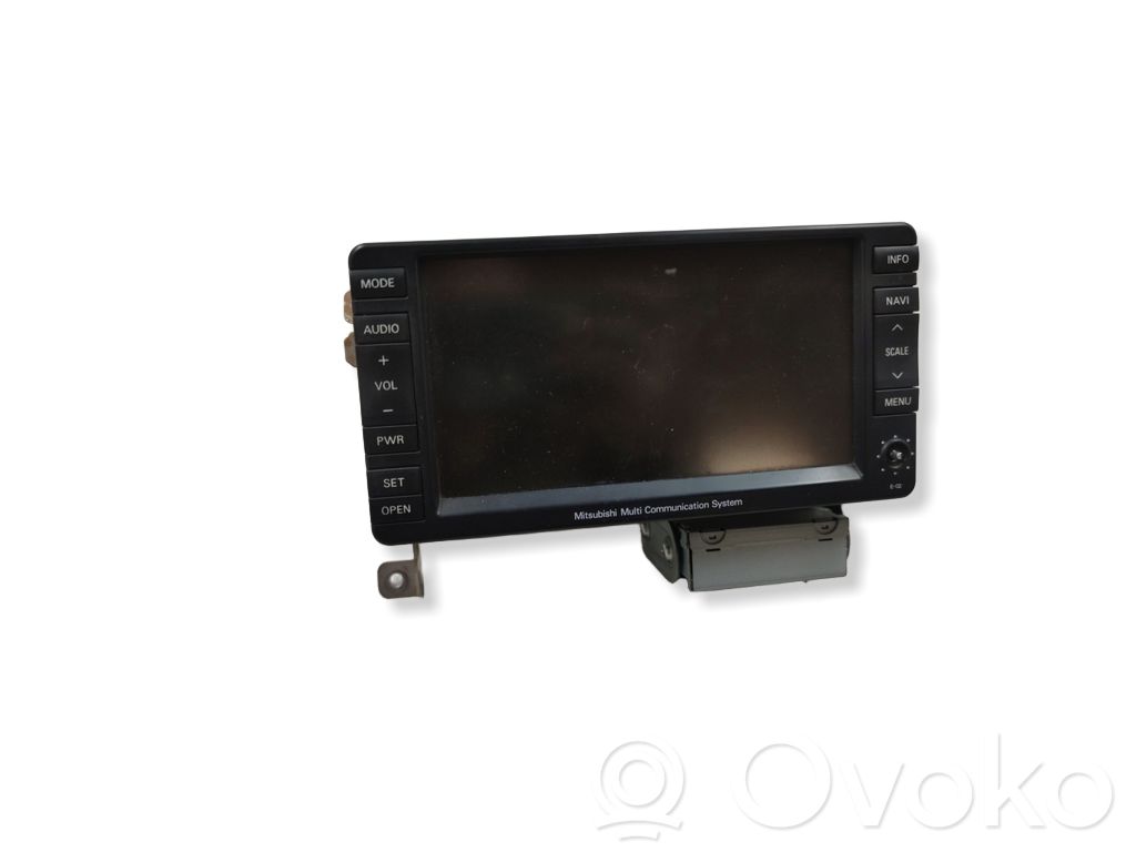 Mitsubishi Outlander Radio/CD/DVD/GPS head unit 