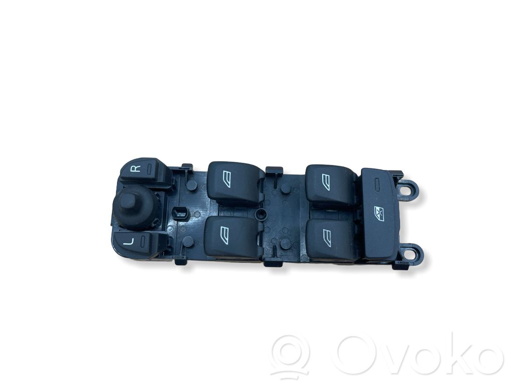 Volvo XC70 Electric window control switch 