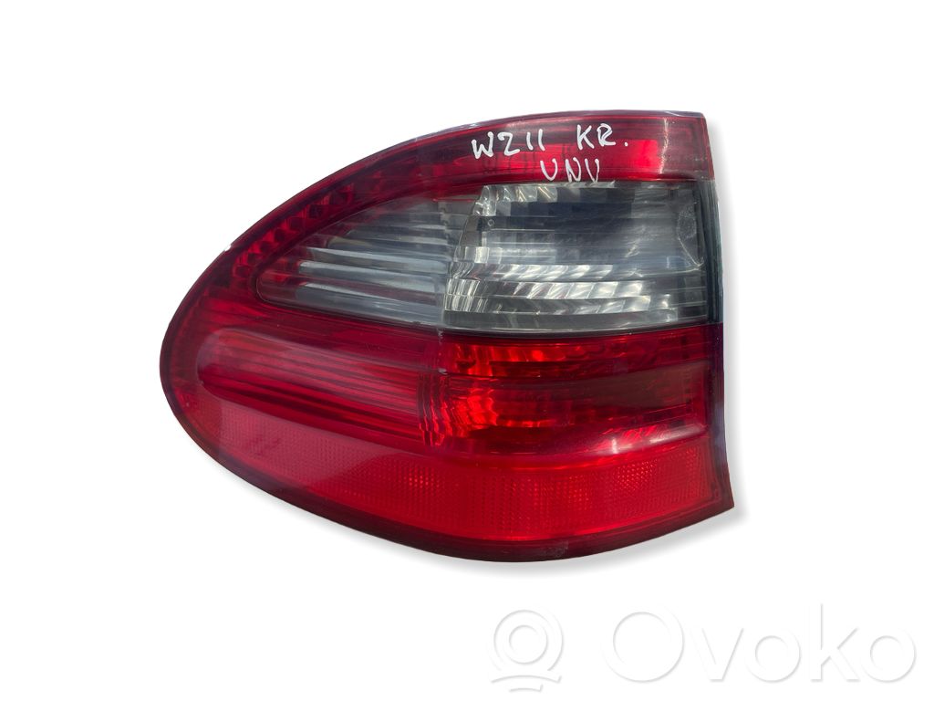 Mercedes-Benz E W211 Lampa tylna 
